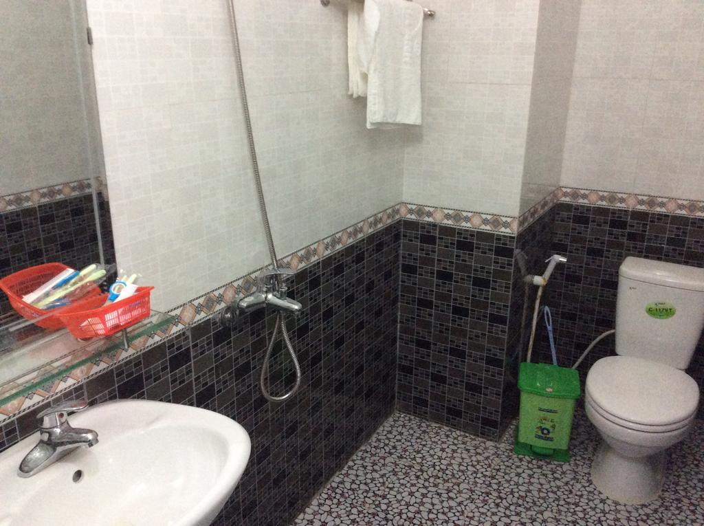 Van Anh Hotel Thach Loi Esterno foto